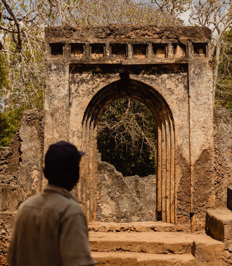 Gede Ruins Local Guide